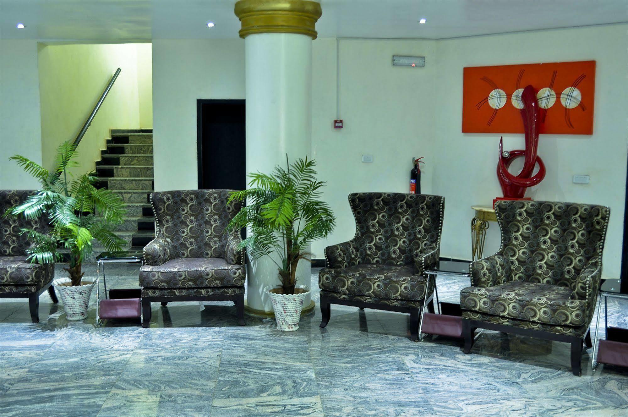אבוג'ה Aes Luxury Apartments מראה חיצוני תמונה